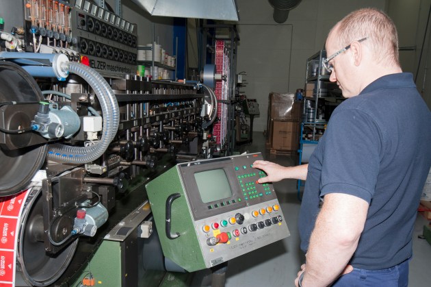 Melzer Plastic Card Production